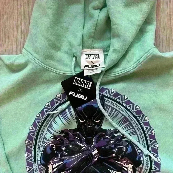 NWT FUBU x Marvel Wakanda Forever hoodie size M - Picture 2 of 3